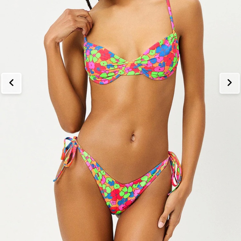 Frankies Bikinis Groovy Connor Bottom NEW